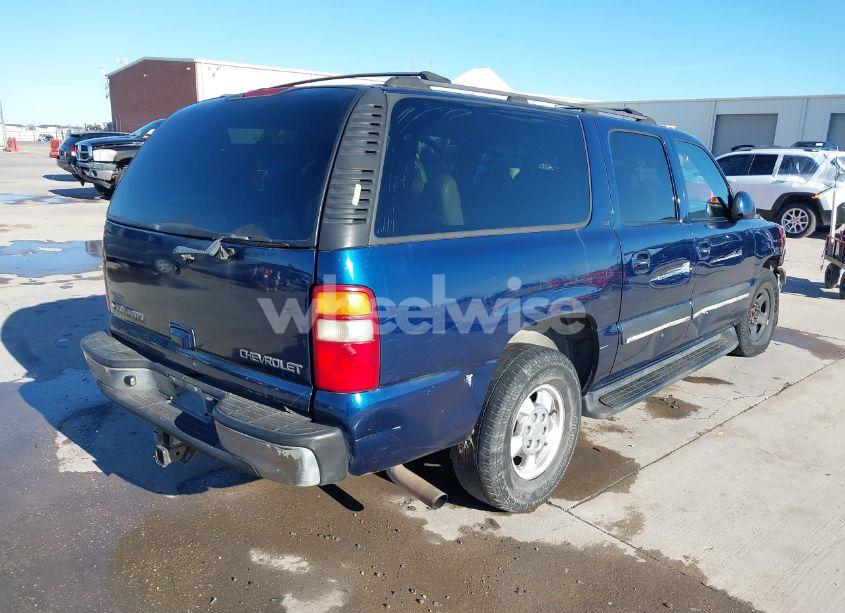 Photo 4 of 2002 Chevrolet Suburban 1500 LT (VIN 3GNEC16Z92G309366)