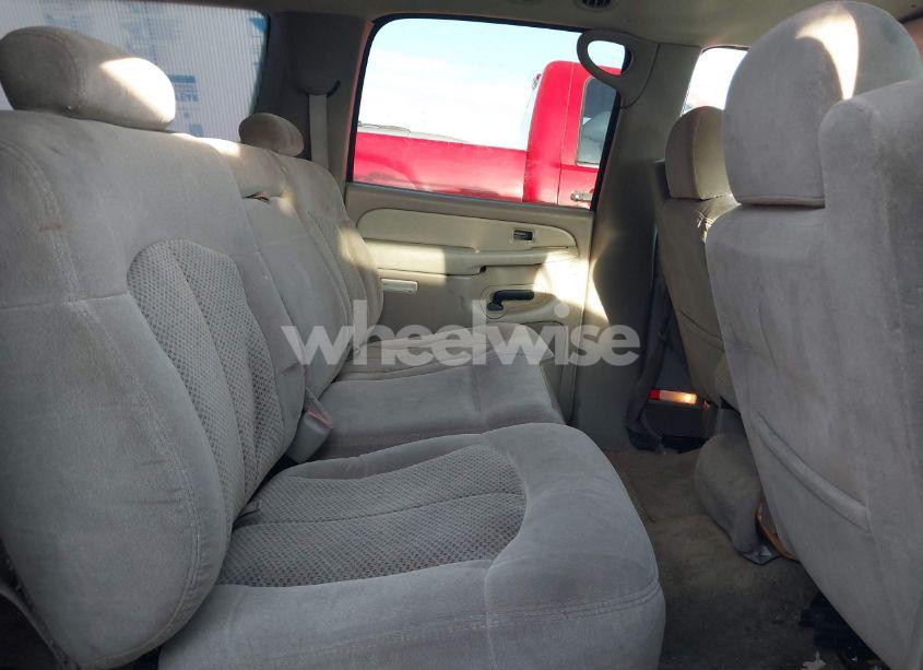 Photo 8 of 2002 Chevrolet Suburban 1500 LS (VIN 3GNEC16Z92G344246)