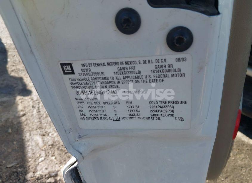 Photo 9 of 2004 Chevrolet Suburban 1500 LT (VIN 3GNEC16Z94G112443)