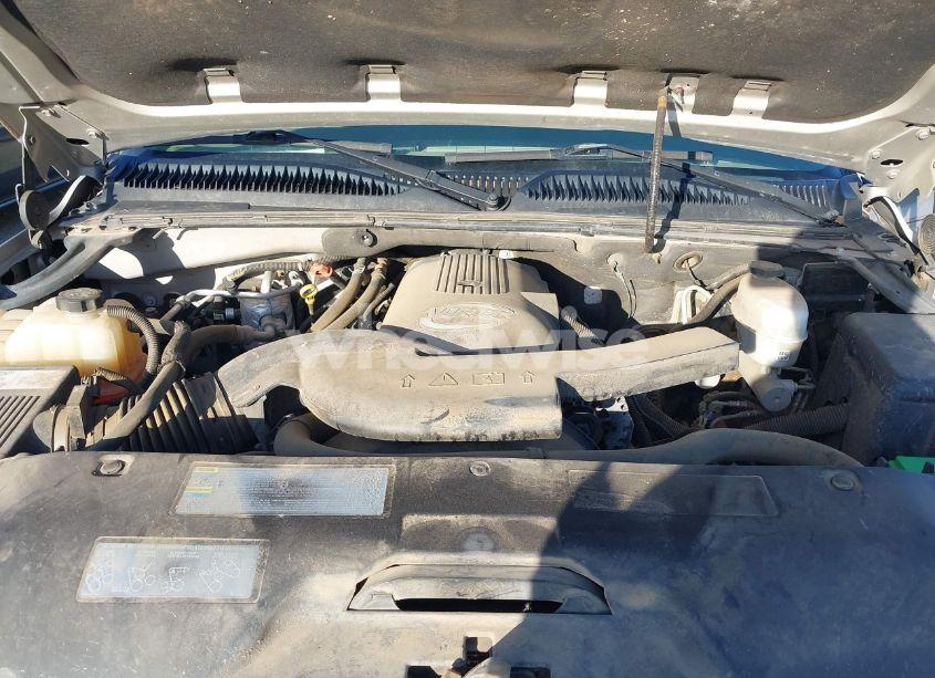 Photo 10 of 2004 Chevrolet Suburban 1500 LS (VIN 3GNEC16Z94G115374)