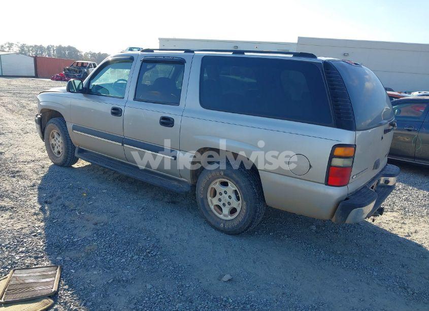 Photo 3 of 2004 Chevrolet Suburban 1500 LS (VIN 3GNEC16Z94G115374)