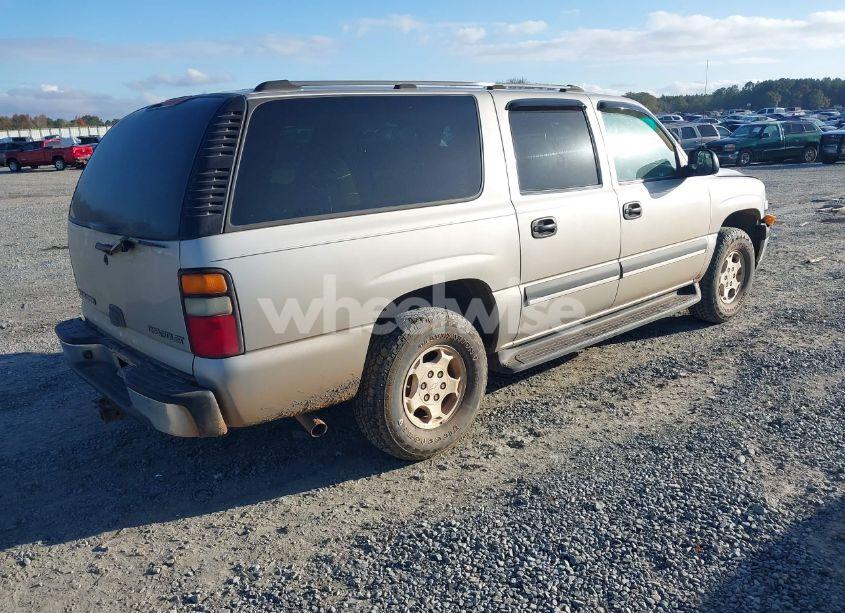 Photo 4 of 2004 Chevrolet Suburban 1500 LS (VIN 3GNEC16Z94G115374)