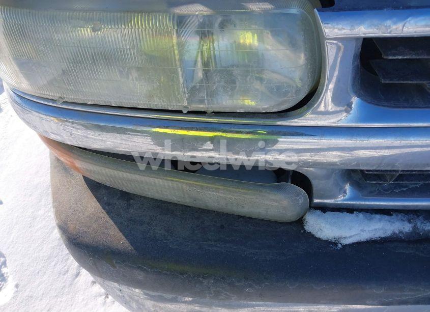 Photo 13 of 2004 Chevrolet Suburban 1500 LT (VIN 3GNEC16Z94G319009)