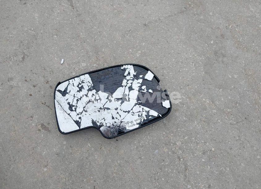 Photo 12 of 2005 Chevrolet Suburban 1500 LS (VIN 3GNEC16Z95G131012)