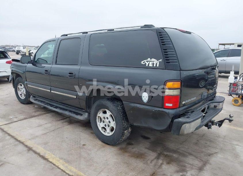 Photo 3 of 2005 Chevrolet Suburban 1500 LS (VIN 3GNEC16Z95G131012)