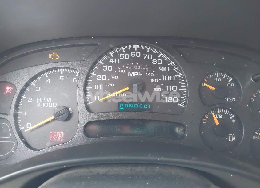 Photo 7 of 2005 Chevrolet Suburban 1500 LS (VIN 3GNEC16Z95G131012)