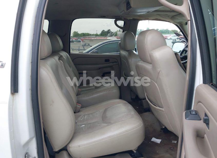 Photo 8 of 2005 Chevrolet Suburban 1500 Z71 (VIN 3GNEC16Z95G230686)