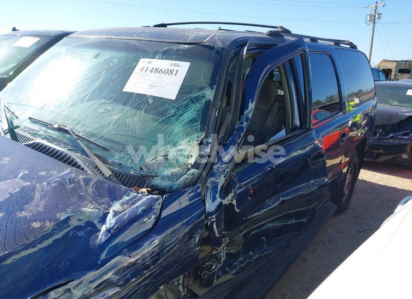 Photo 12 of 2002 Chevrolet Suburban 1500 LS (VIN 3GNEC16ZX2G275244)