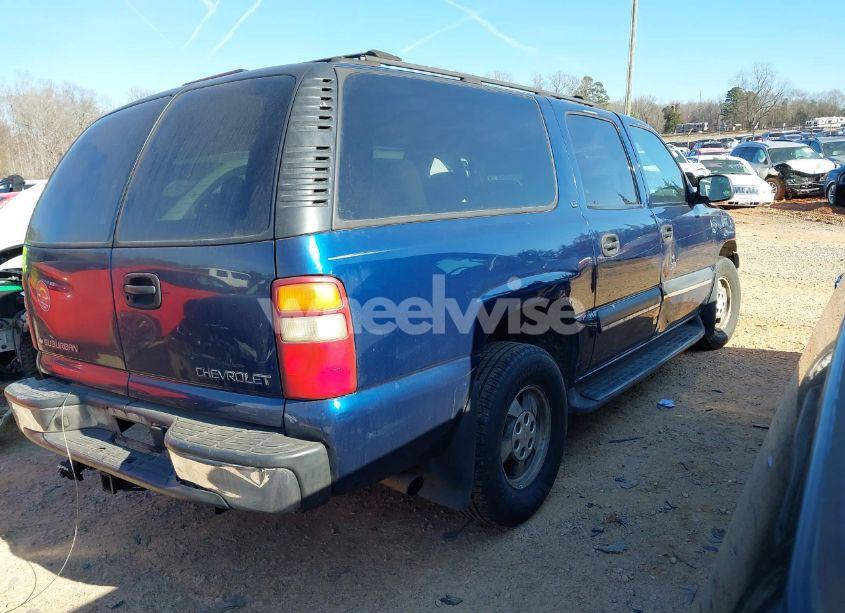 Photo 4 of 2002 Chevrolet Suburban 1500 LS (VIN 3GNEC16ZX2G275244)