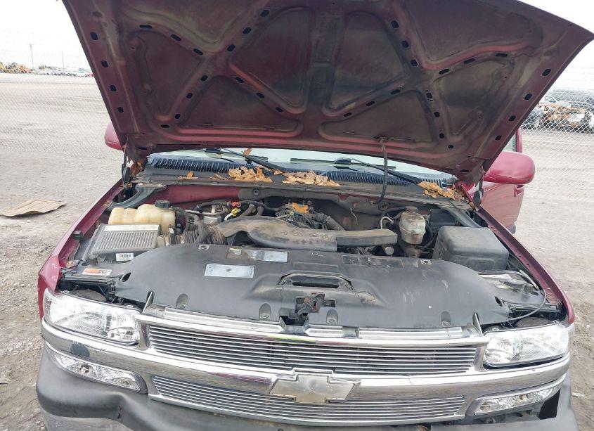 Photo 10 of 2004 Chevrolet Suburban 1500 LS (VIN 3GNEC16ZX4G313977)