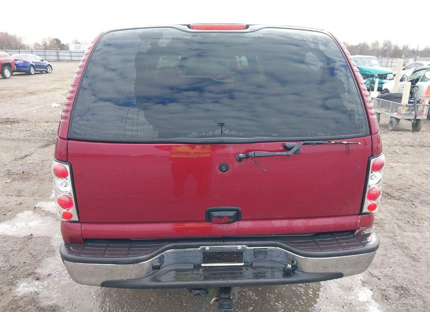 Photo 16 of 2004 Chevrolet Suburban 1500 LS (VIN 3GNEC16ZX4G313977)