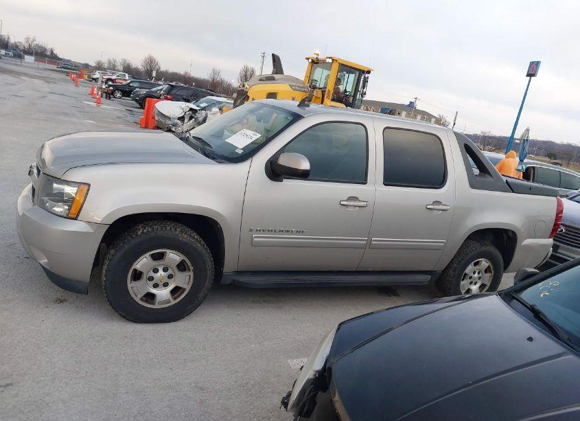 Photo 14 of 2009 Chevrolet Avalanche 1500 LT1 (VIN 3GNEC220X9G216430)