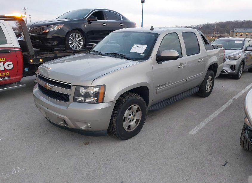 Photo 2 of 2009 Chevrolet Avalanche 1500 LT1 (VIN 3GNEC220X9G216430)