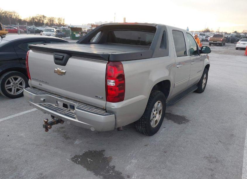 Photo 4 of 2009 Chevrolet Avalanche 1500 LT1 (VIN 3GNEC220X9G216430)