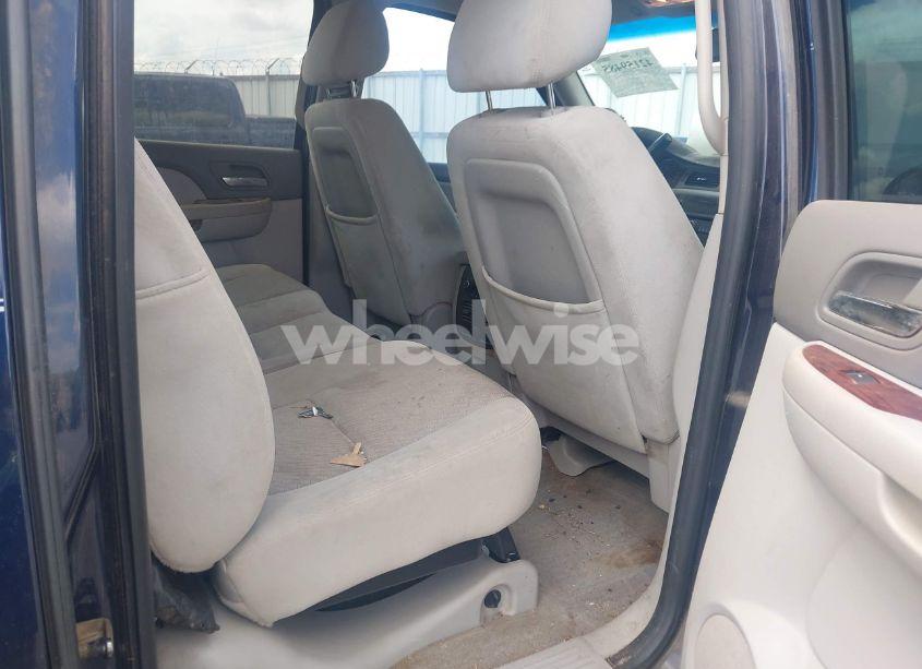 Photo 8 of 2009 Chevrolet Avalanche 1500 LT1 (VIN 3GNEC22J19G218883)