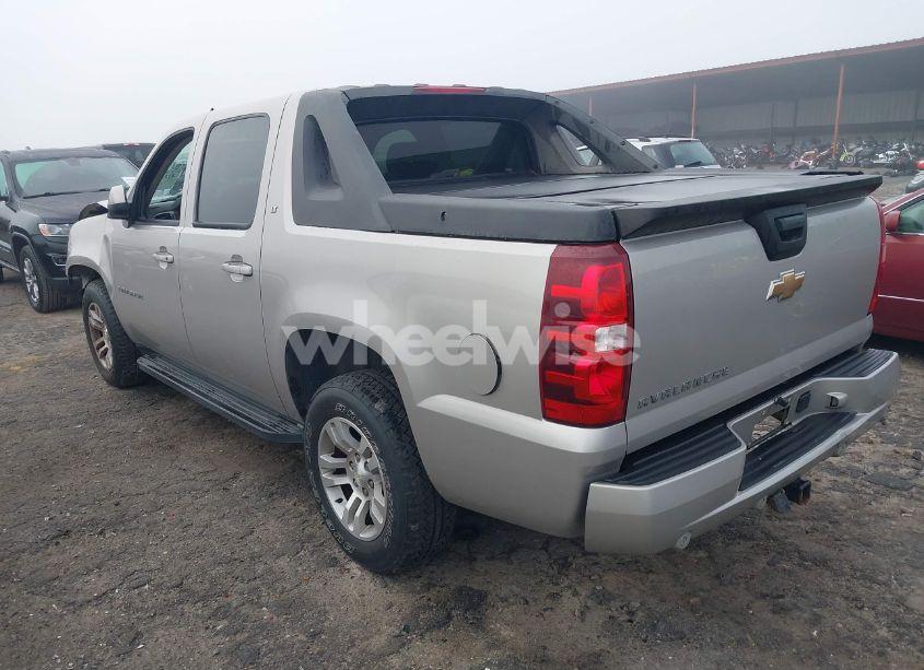 Photo 3 of 2007 Chevrolet Avalanche 1500 LT (VIN 3GNEK12327G111627)