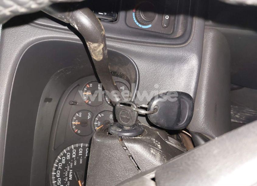 Photo 11 of 2004 Chevrolet Avalanche 1500 (VIN 3GNEK12T34G281619)