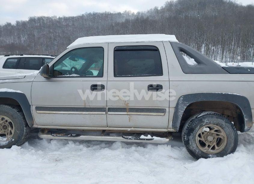 Photo 15 of 2004 Chevrolet Avalanche 1500 (VIN 3GNEK12T34G333377)