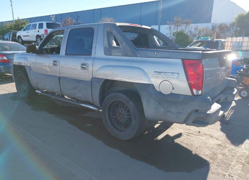 Photo 3 of 2004 Chevrolet Avalanche (VIN 3GNEK12T54G332540)