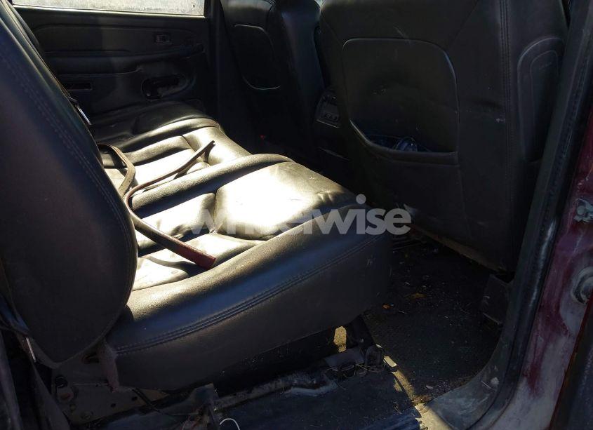 Photo 8 of 2004 Chevrolet Avalanche 1500 (VIN 3GNEK12T64G285793)