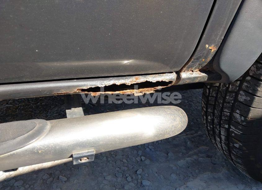 Photo 13 of 2004 Chevrolet Avalanche 1500 (VIN 3GNEK12T74G118567)