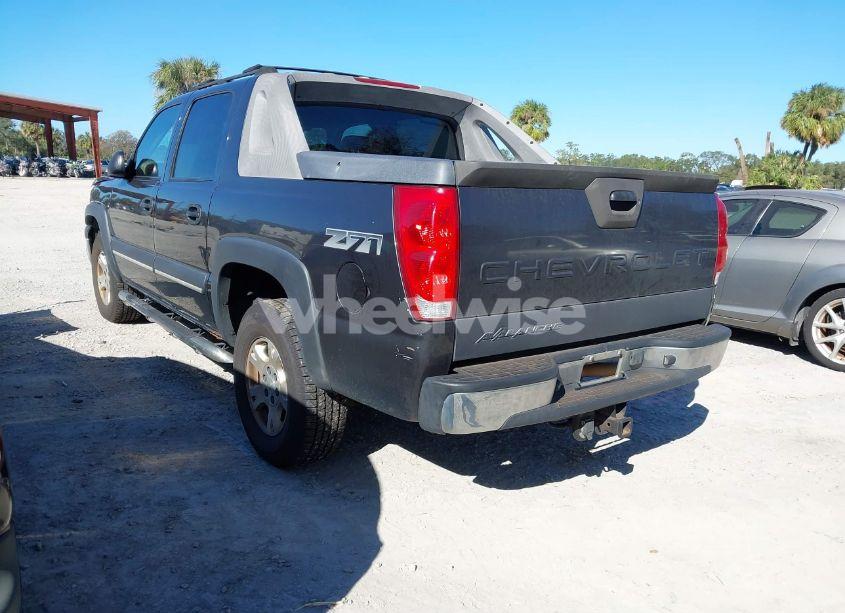 Photo 3 of 2004 Chevrolet Avalanche 1500 (VIN 3GNEK12T74G118567)