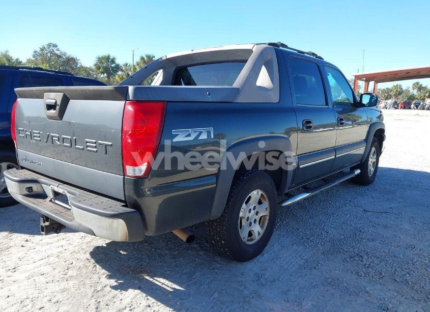 Photo 4 of 2004 Chevrolet Avalanche 1500 (VIN 3GNEK12T74G118567)