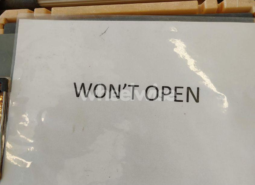 Photo 5 of 2004 Chevrolet Avalanche 1500 (VIN 3GNEK12T84G159368)