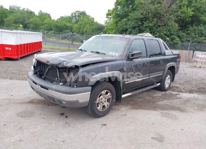 Photo 2 of 2004 Chevrolet Avalanche 1500 (VIN 3GNEK12T94G216824)