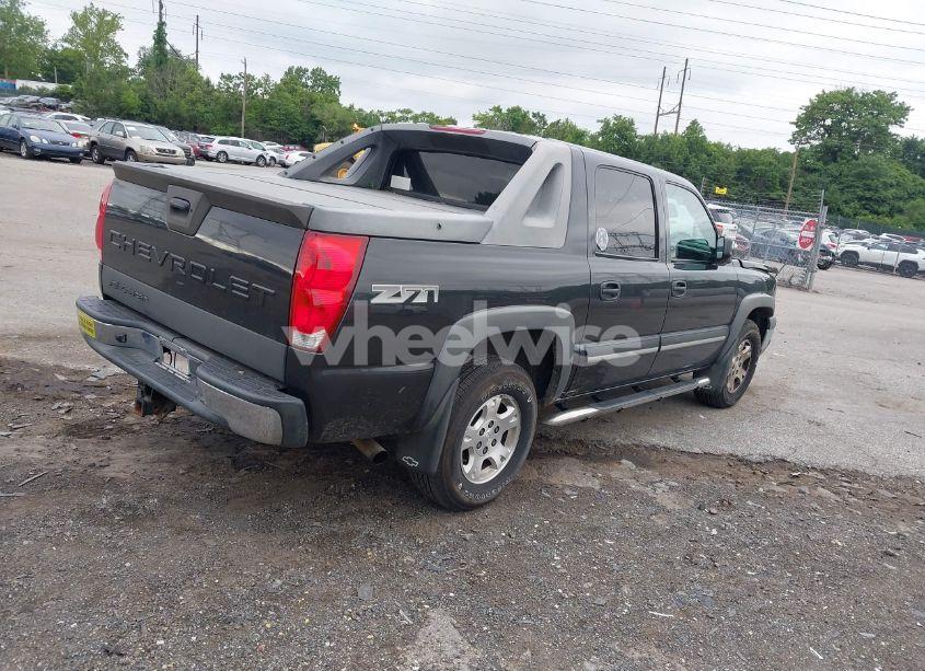 Photo 4 of 2004 Chevrolet Avalanche 1500 (VIN 3GNEK12T94G216824)