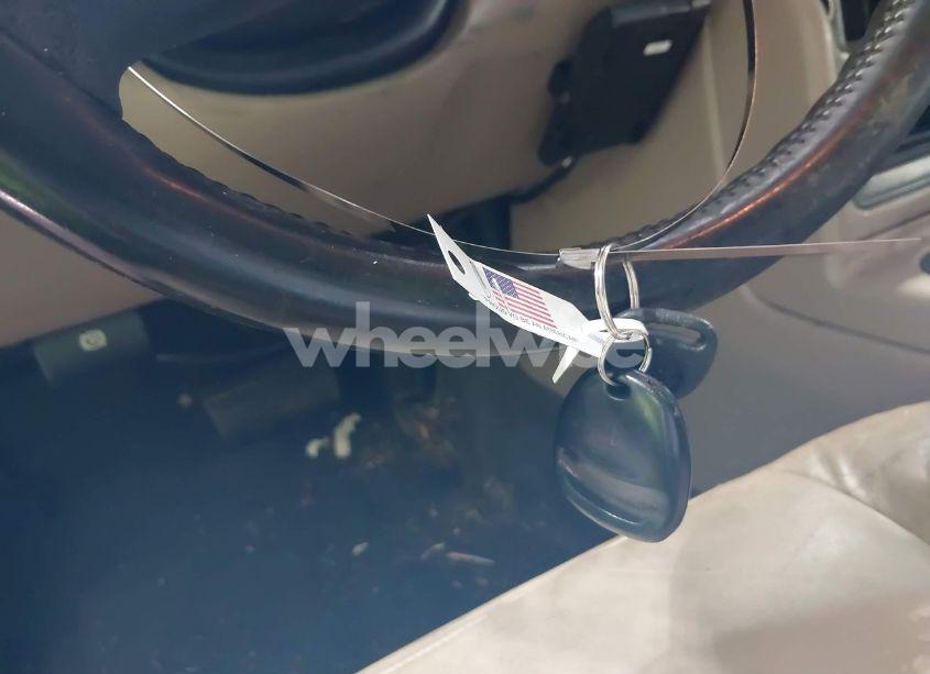 Photo 11 of 2004 Chevrolet Avalanche 1500 (VIN 3GNEK12TX4G168220)