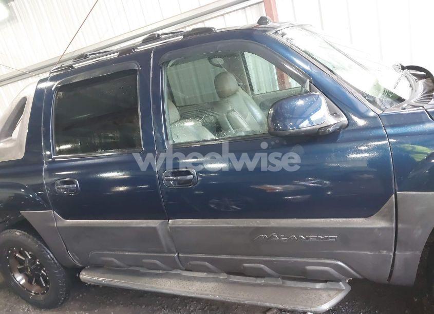 Photo 13 of 2004 Chevrolet Avalanche 1500 (VIN 3GNEK12TX4G168220)