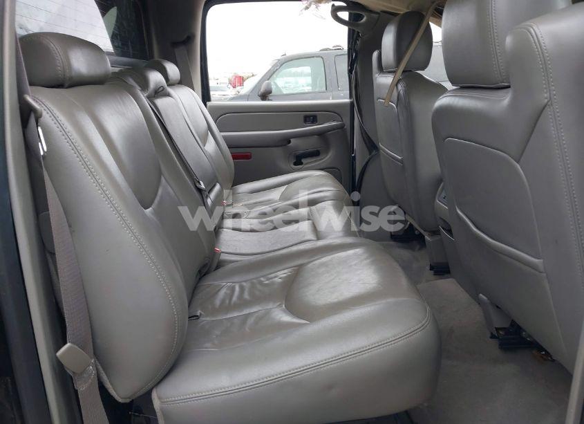 Photo 8 of 2005 Chevrolet Avalanche 1500 Z71 (VIN 3GNEK12Z05G260586)