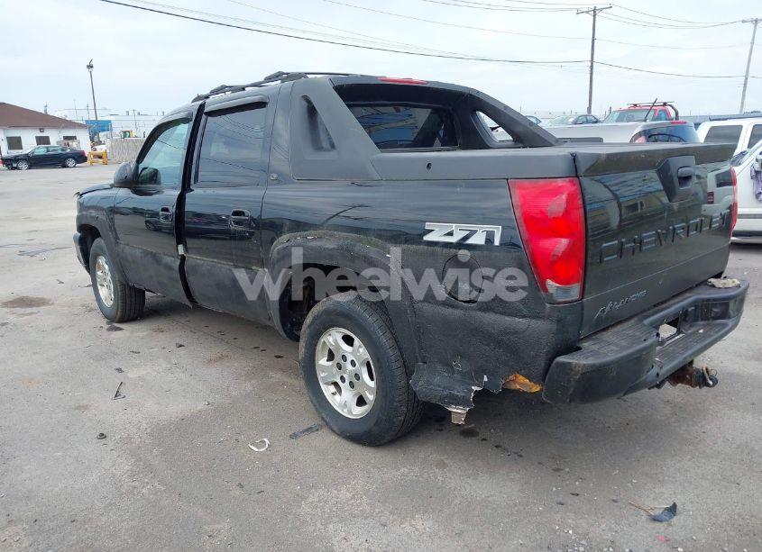 Photo 3 of 2005 Chevrolet Avalanche 1500 Z71 (VIN 3GNEK12Z25G222275)