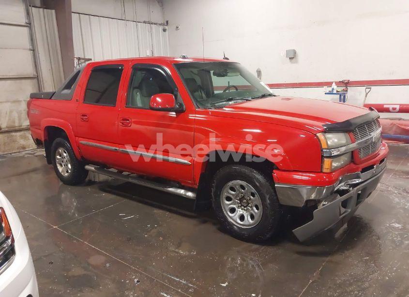 2005 Chevrolet Avalanche 1500 Z71 (VIN 3GNEK12Z35G131967) main photo