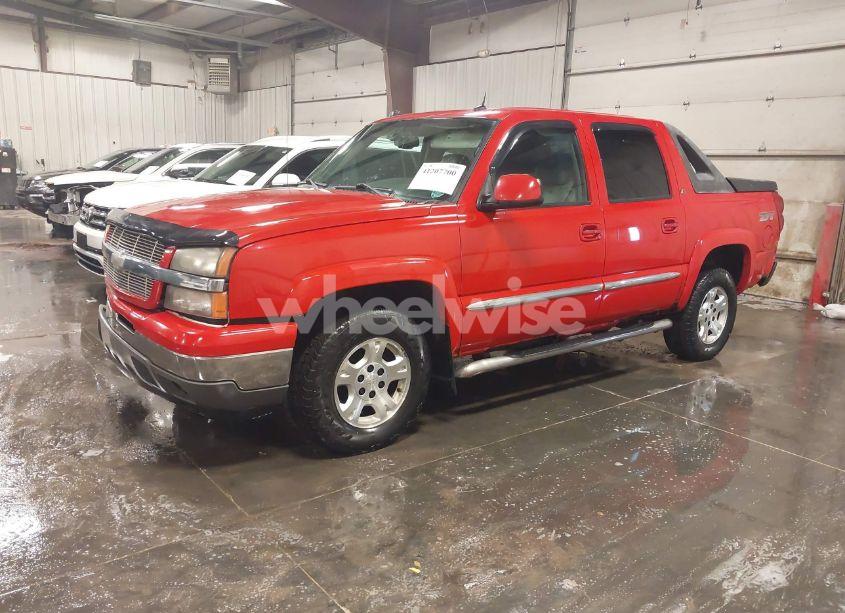 Photo 2 of 2005 Chevrolet Avalanche 1500 Z71 (VIN 3GNEK12Z35G131967)