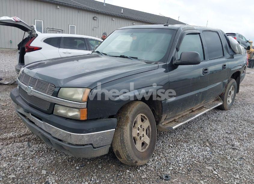 Photo 2 of 2005 Chevrolet Avalanche 1500 Z71 (VIN 3GNEK12Z55G213733)