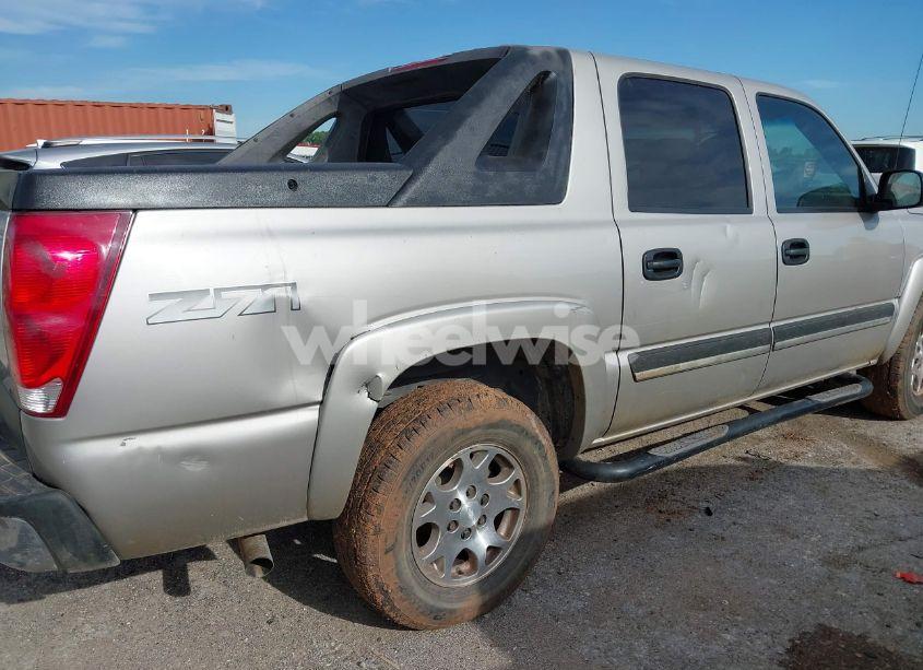 Photo 12 of 2005 Chevrolet Avalanche 1500 Z71 (VIN 3GNEK12Z65G143577)