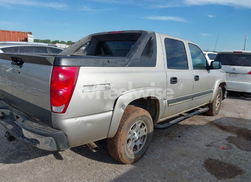 Photo 4 of 2005 Chevrolet Avalanche 1500 Z71 (VIN 3GNEK12Z65G143577)