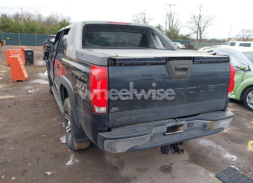 Photo 3 of 2005 Chevrolet Avalanche 1500 Z71 (VIN 3GNEK12Z65G158810)