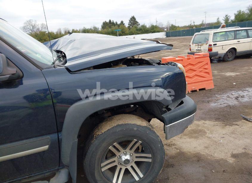 Photo 6 of 2005 Chevrolet Avalanche 1500 Z71 (VIN 3GNEK12Z65G158810)