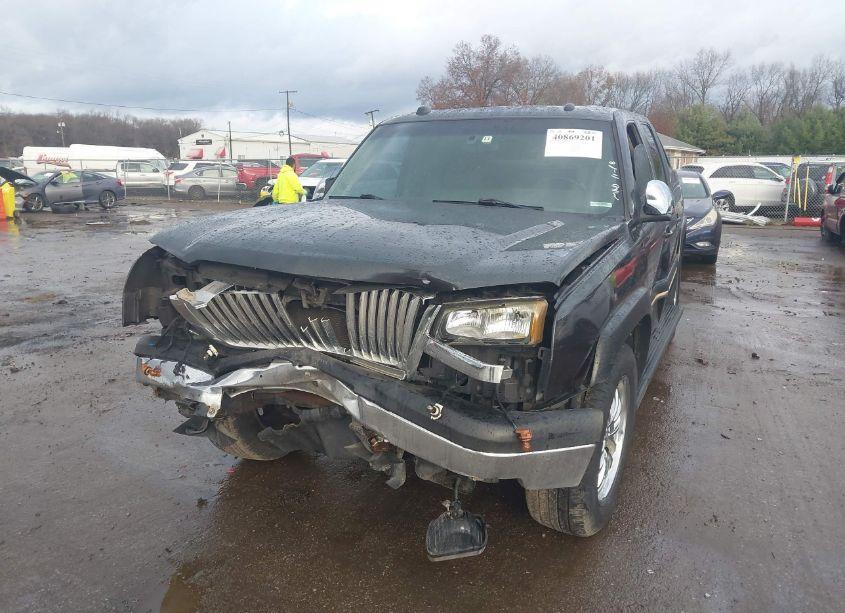 Photo 2 of 2005 Chevrolet Avalanche 1500 LT (VIN 3GNEK12Z95G289584)