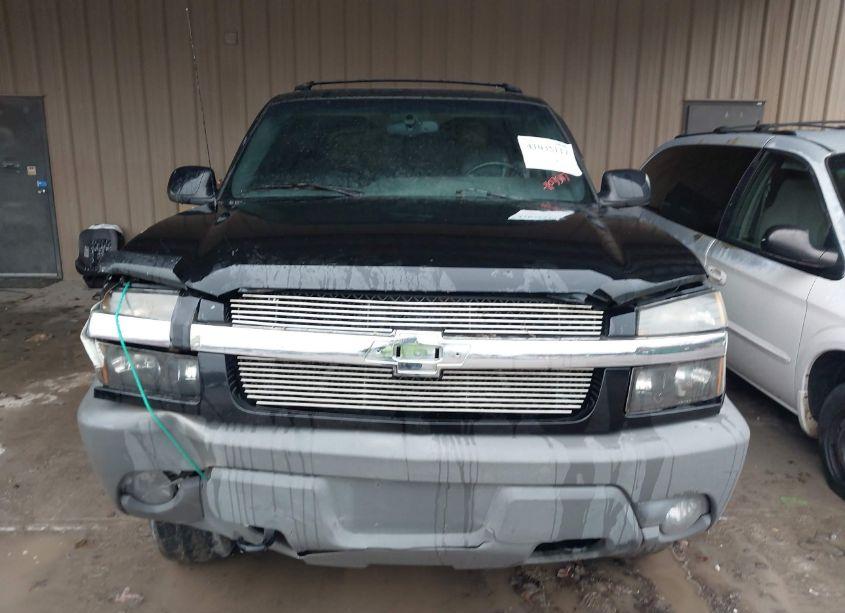 Photo 6 of 2002 Chevrolet Avalanche 1500 (VIN 3GNEK13T02G127851)