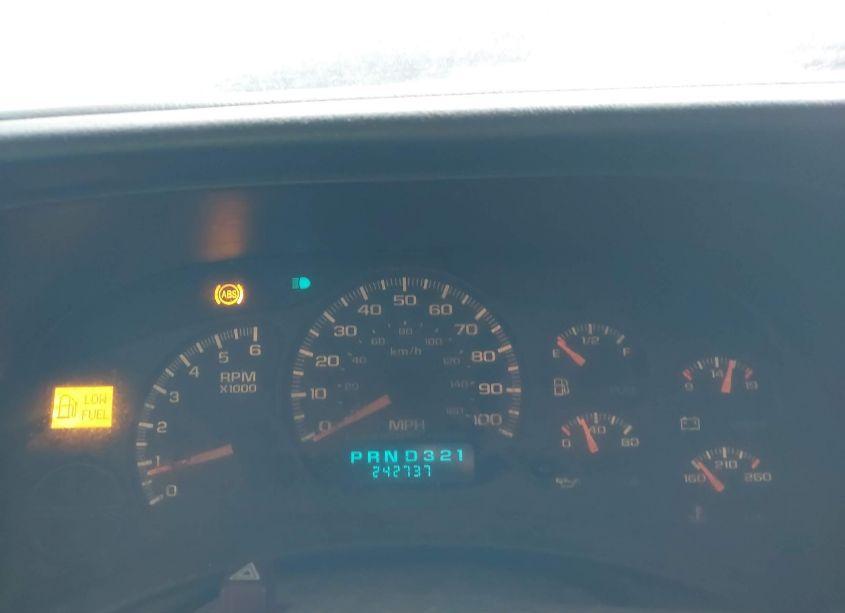 Photo 7 of 2002 Chevrolet Avalanche 1500 (VIN 3GNEK13T02G127851)