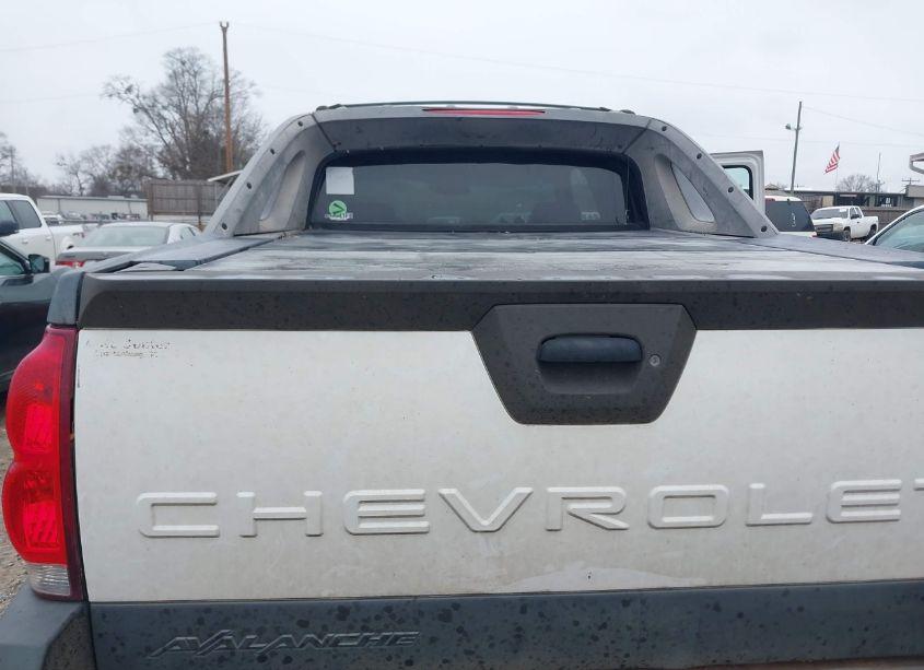 Photo 12 of 2003 Chevrolet Avalanche 1500 (VIN 3GNEK13T03G153562)