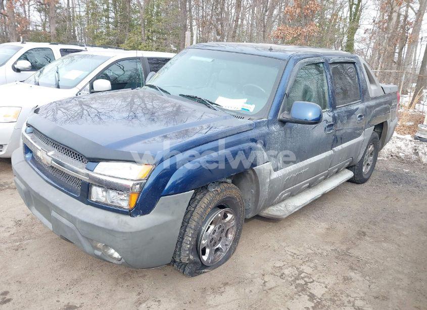 Photo 2 of 2002 Chevrolet Avalanche 1500 (VIN 3GNEK13T12G136557)