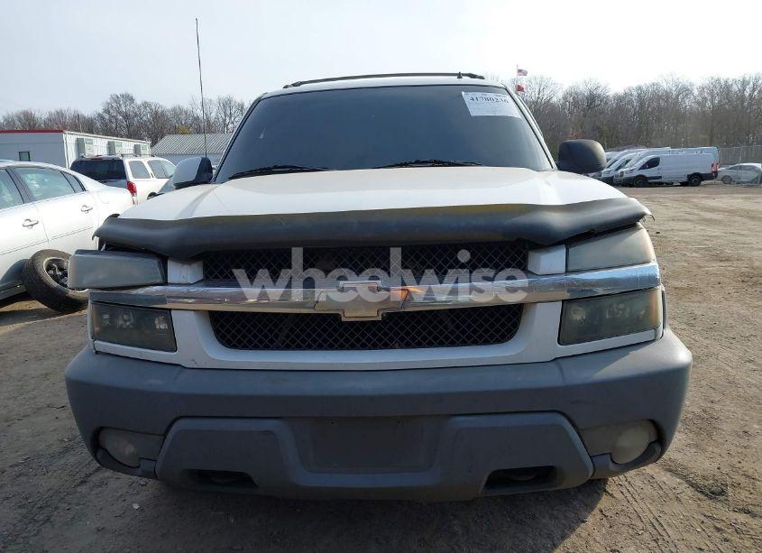 Photo 12 of 2002 Chevrolet Avalanche 1500 (VIN 3GNEK13T12G204839)