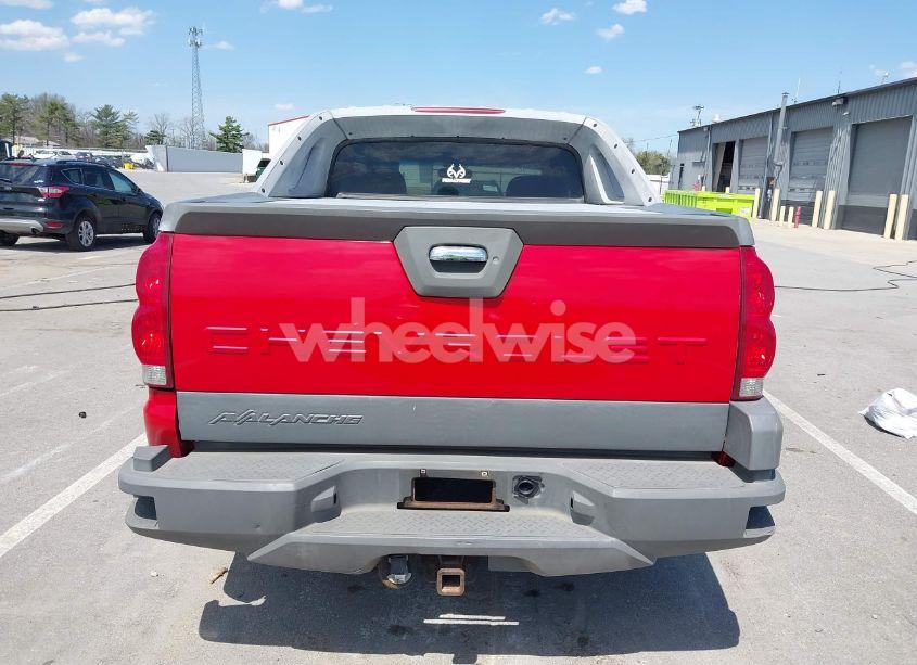 Photo 16 of 2002 Chevrolet Avalanche 1500 (VIN 3GNEK13T22G271773)