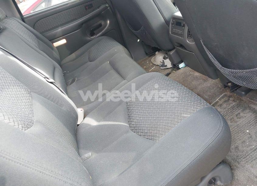 Photo 8 of 2003 Chevrolet Avalanche 1500 (VIN 3GNEK13T23G131174)