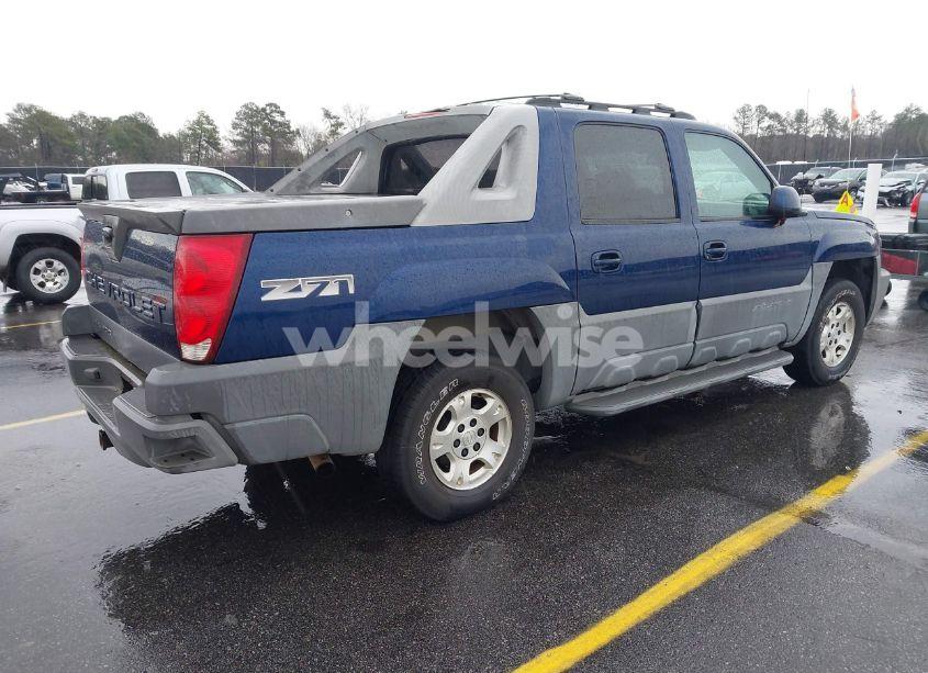 Photo 4 of 2002 Chevrolet Avalanche 1500 (VIN 3GNEK13T32G222341)